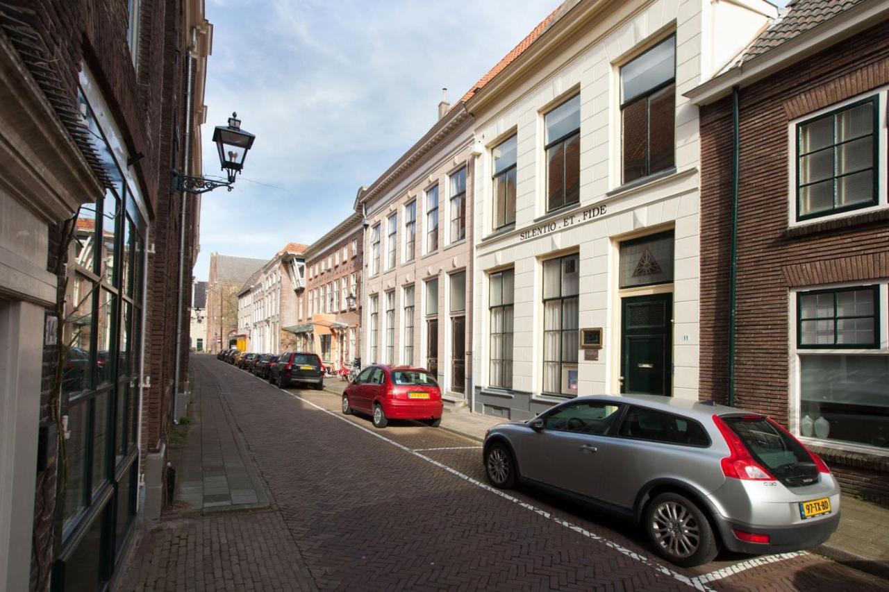 Stadslogement Bij De Sassenpoort Зволле Екстер'єр фото